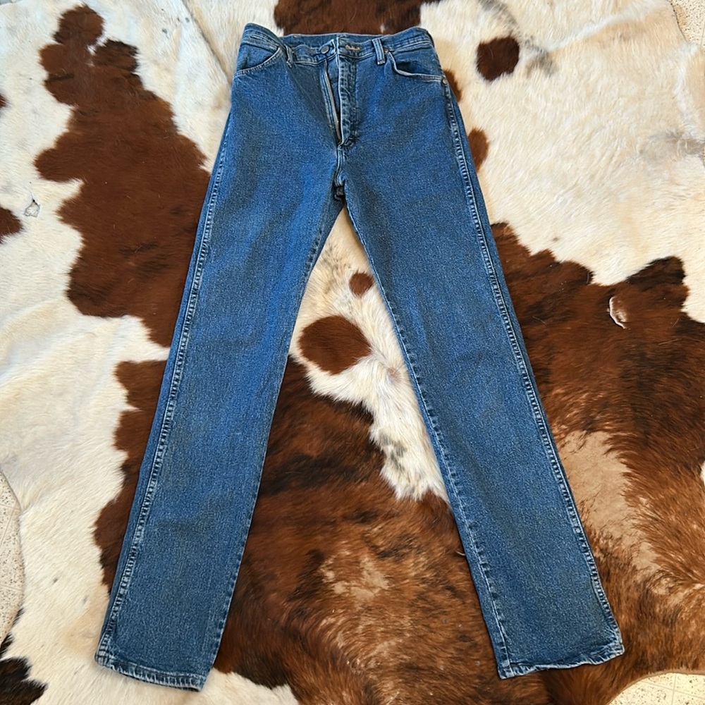 Wrangler jeans 7x34 
No tears, holes or stains